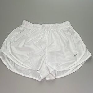 Women dri-fit nike shorts